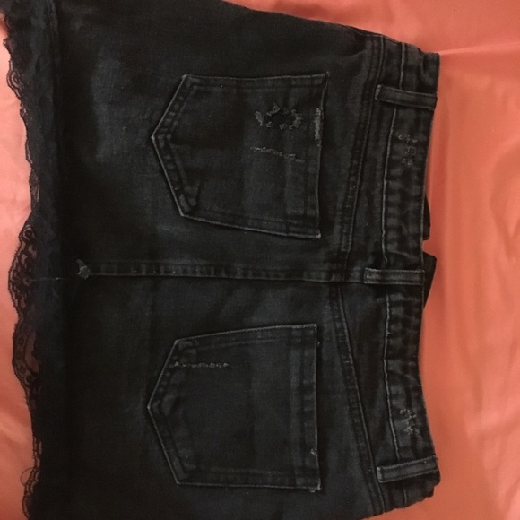 Black denim skirt - Picture 3 of 3